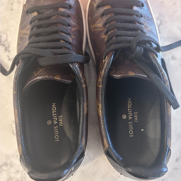 Authentic Louis Vuitton Women’s Sneaker - Picture 5 of 6